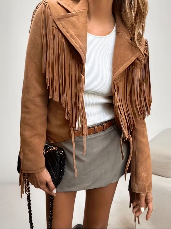 Şık Yaka Detaylı Püskül Ceket… Şık Yaka Detaylı Püskül Ceket…